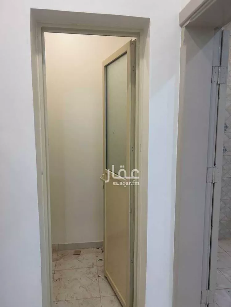 شقة للإيجار في شارع محمد بن خميس ، حي المصيف الاول ، تبوك ، منطقة تبوك صورة 2
