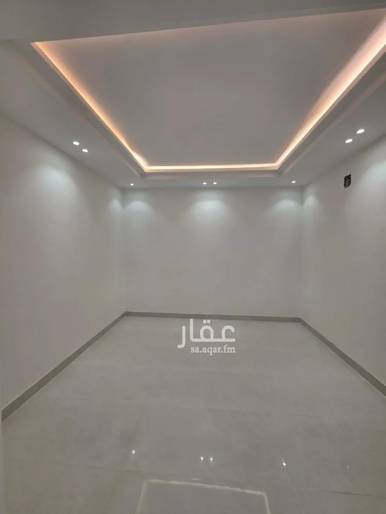 فيلا للبيع في شارع النسور, حي طيبة, مدينة الرياض, منطقة الرياض 12