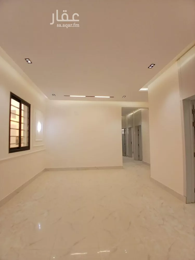 دور للبيع في شارع النسور, حي طيبة, مدينة الرياض, منطقة الرياض صورة 2