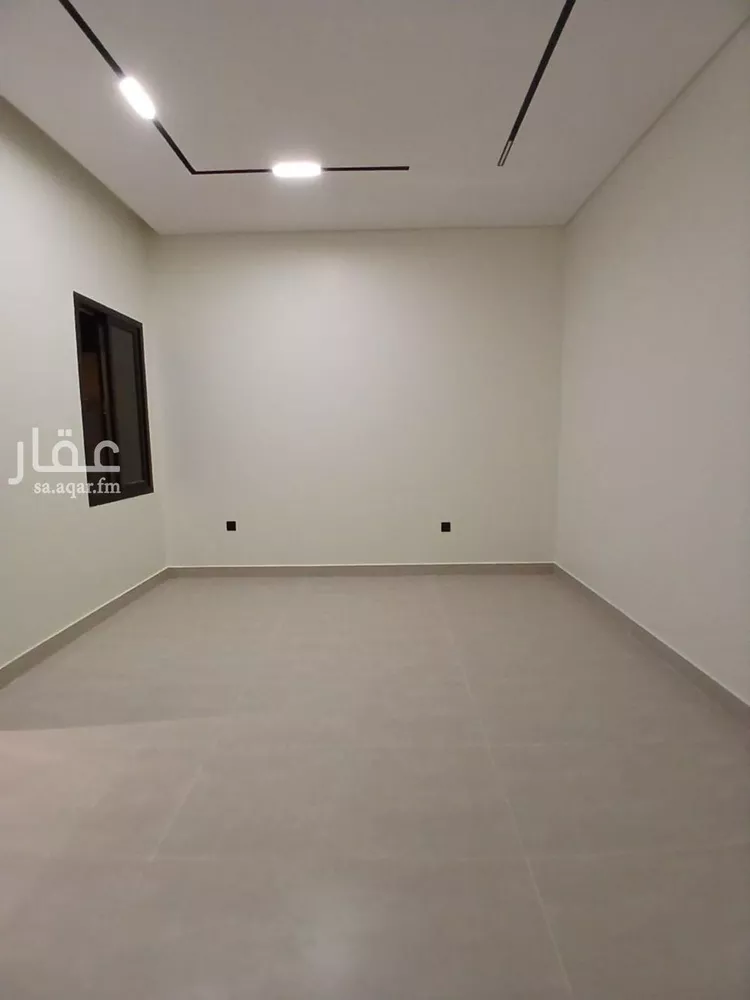 Floor for Sale in Riyadh Ad Dar Al Baida صورة 2