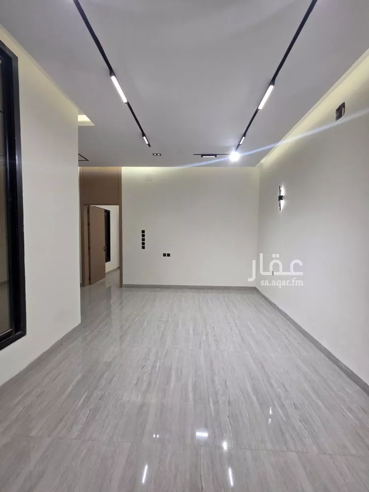 فيلا للبيع في شارع الأمير عبدالرحمن بن سعود بن عبدالعزيز, حي طويق, مدينة الرياض, منطقة الرياض 11