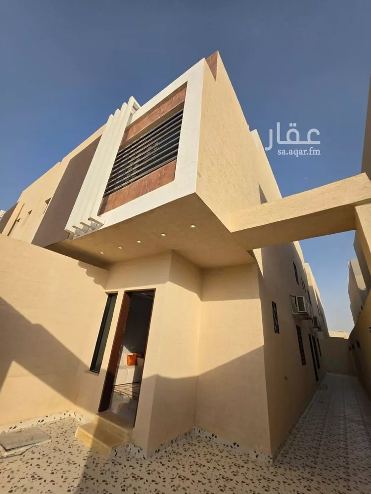 دور للبيع في شارع النسور, حي طيبة, مدينة الرياض, منطقة الرياض صورة 2