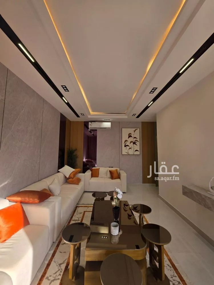 فيلا للبيع في شارع النسور, حي طيبة, مدينة الرياض, منطقة الرياض 18