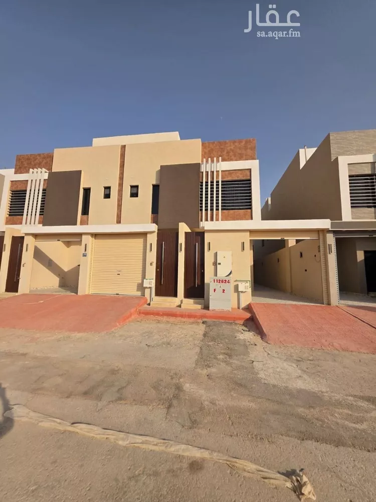 دور للبيع في شارع النسور, حي طيبة, مدينة الرياض, منطقة الرياض 16
