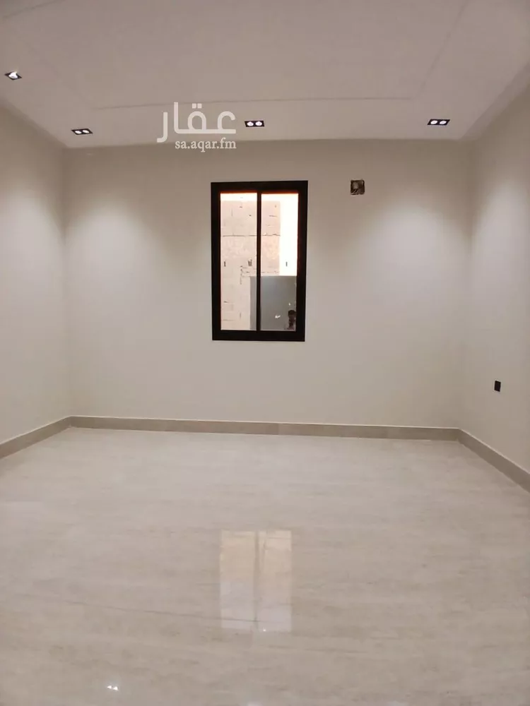 Floor for Sale in Riyadh Tuwaiq 14