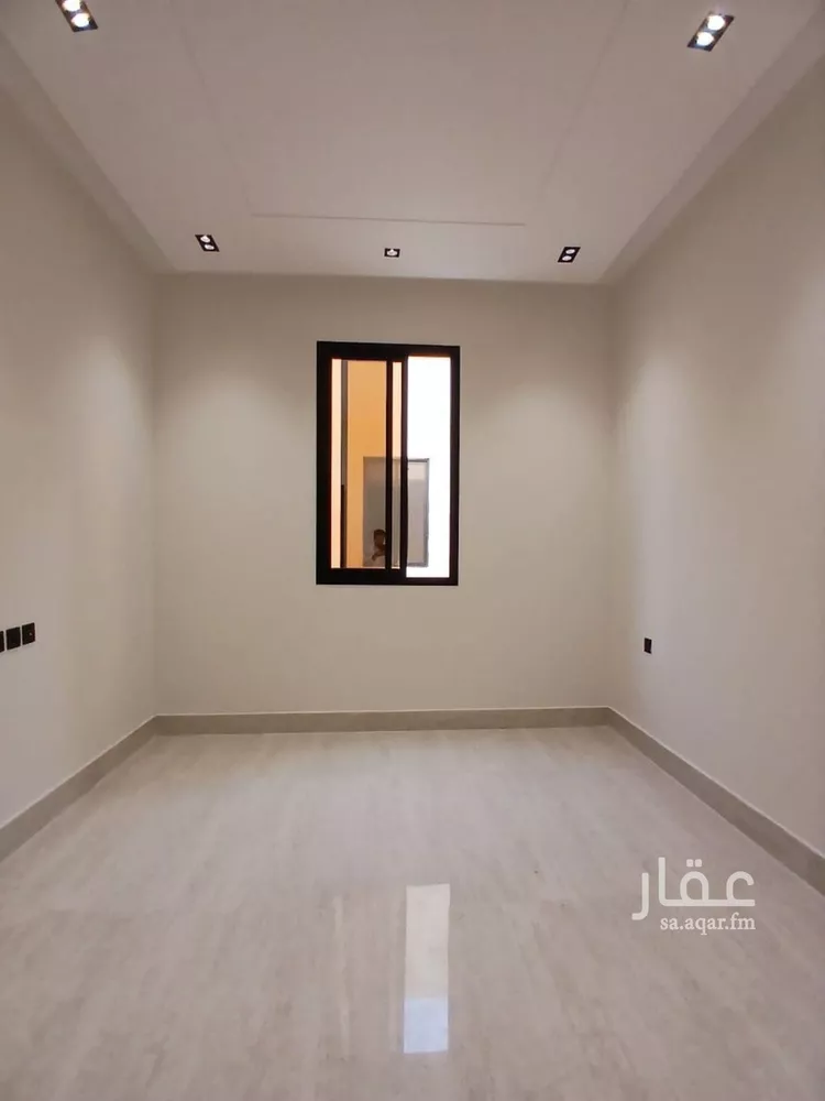 Floor for Sale in Riyadh Tuwaiq 15