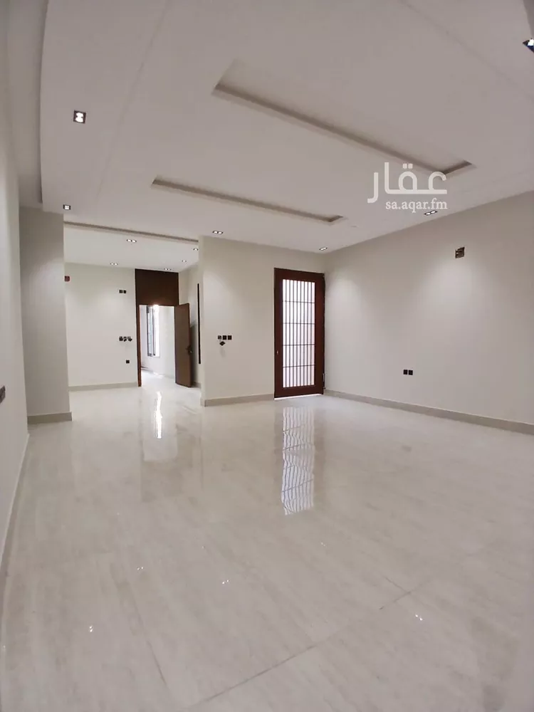 دور للبيع في شارع الإخلاص, حي طويق, مدينة الرياض, منطقة الرياض 7