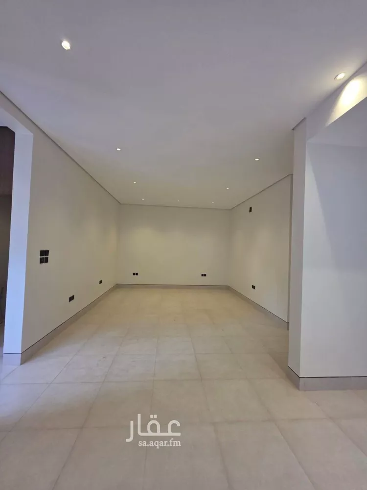 Floor for Sale in Riyadh Sultanah 13