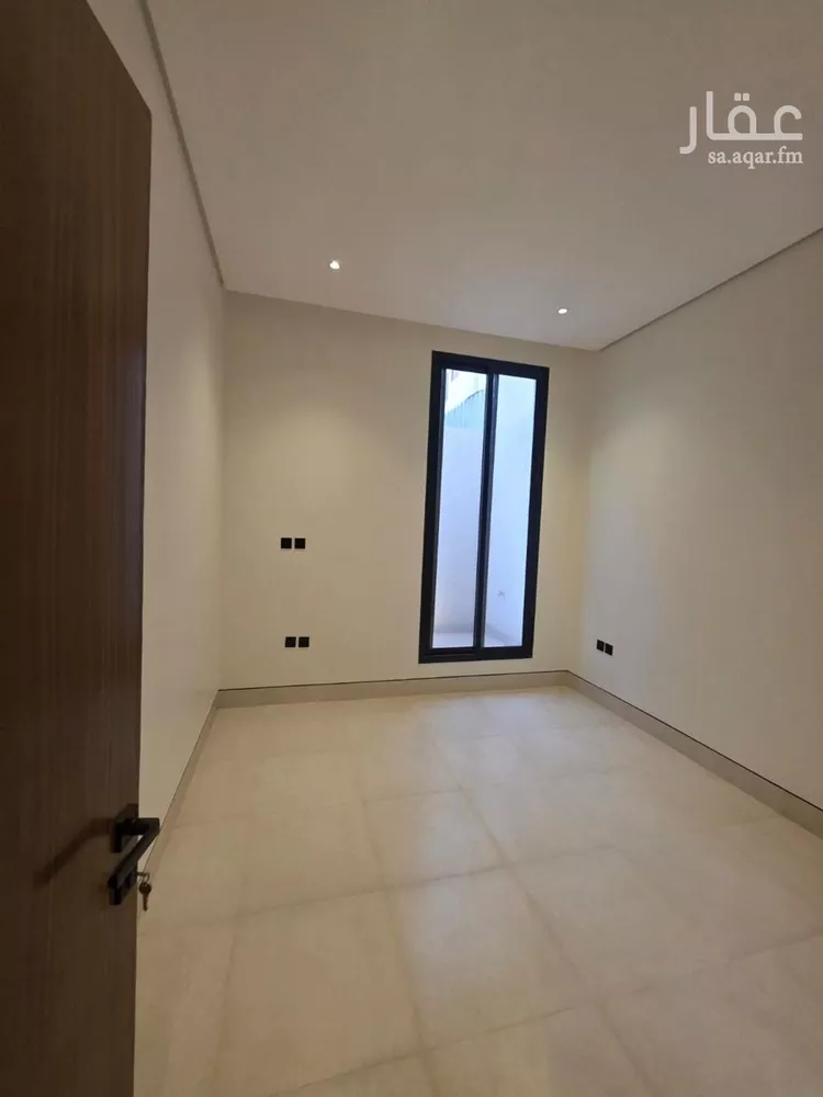 دور للبيع في شارع عبدالعزيز بن أحمد التميمي, حي السويدي, مدينة الرياض, منطقة الرياض 7