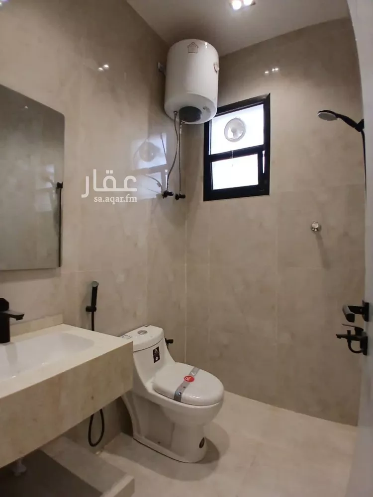 دور للبيع في شارع النسور, حي طيبة, مدينة الرياض, منطقة الرياض صورة 5