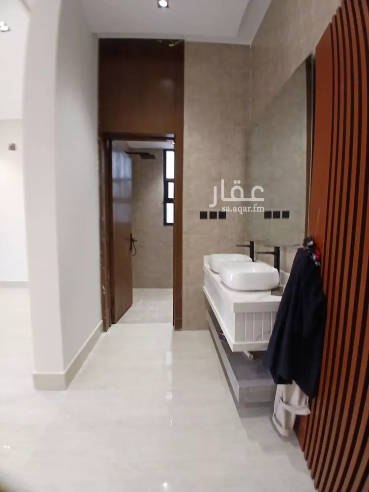 دور للبيع في شارع الإخلاص, حي طويق, مدينة الرياض, منطقة الرياض 13