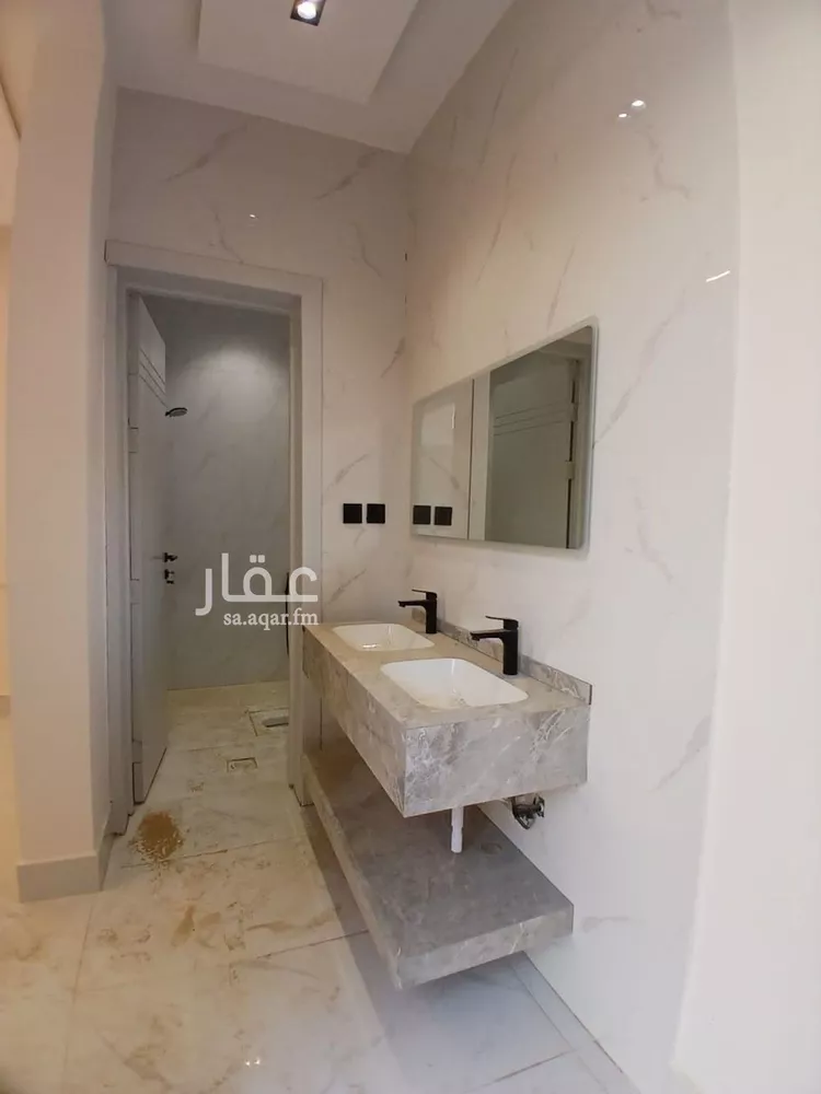دور للبيع في شارع الأمير سعود بن محمد بن مقرن, حي طيبة, مدينة الرياض, منطقة الرياض 31