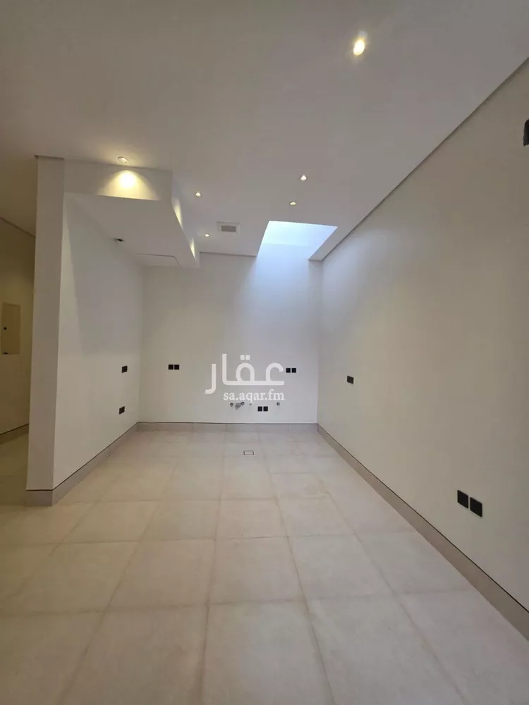 Floor for Sale in Riyadh Sultanah 12