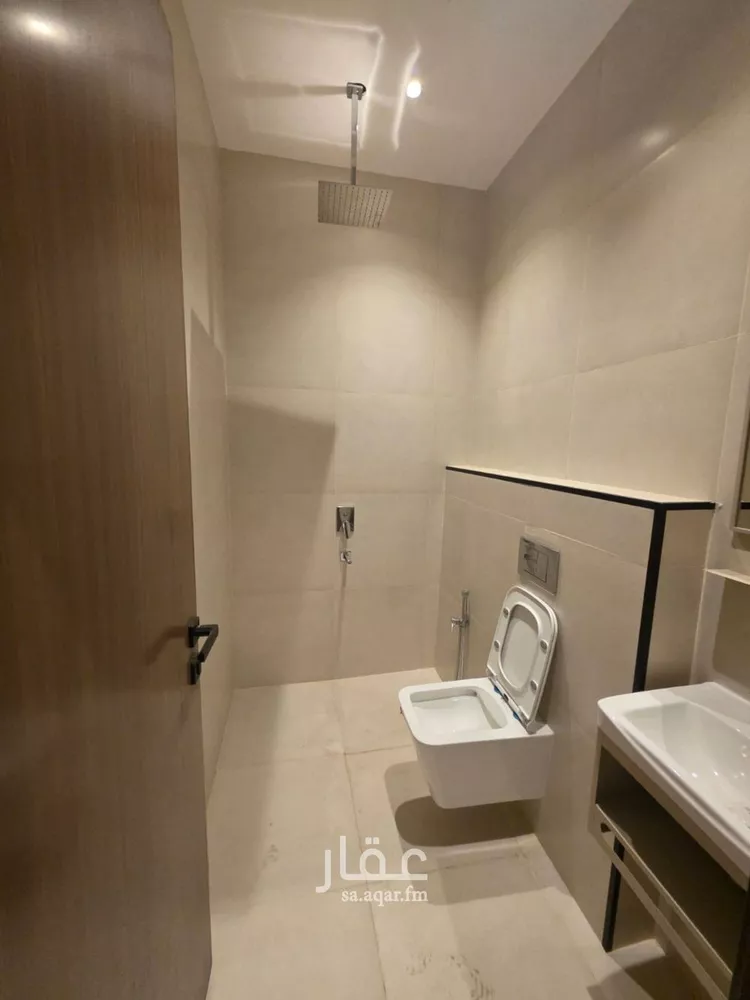 Floor for Sale in Riyadh Sultanah 18