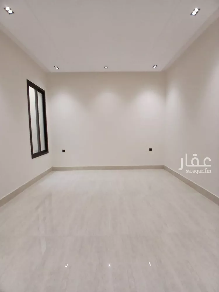 Floor for Sale in Riyadh Tuwaiq 8