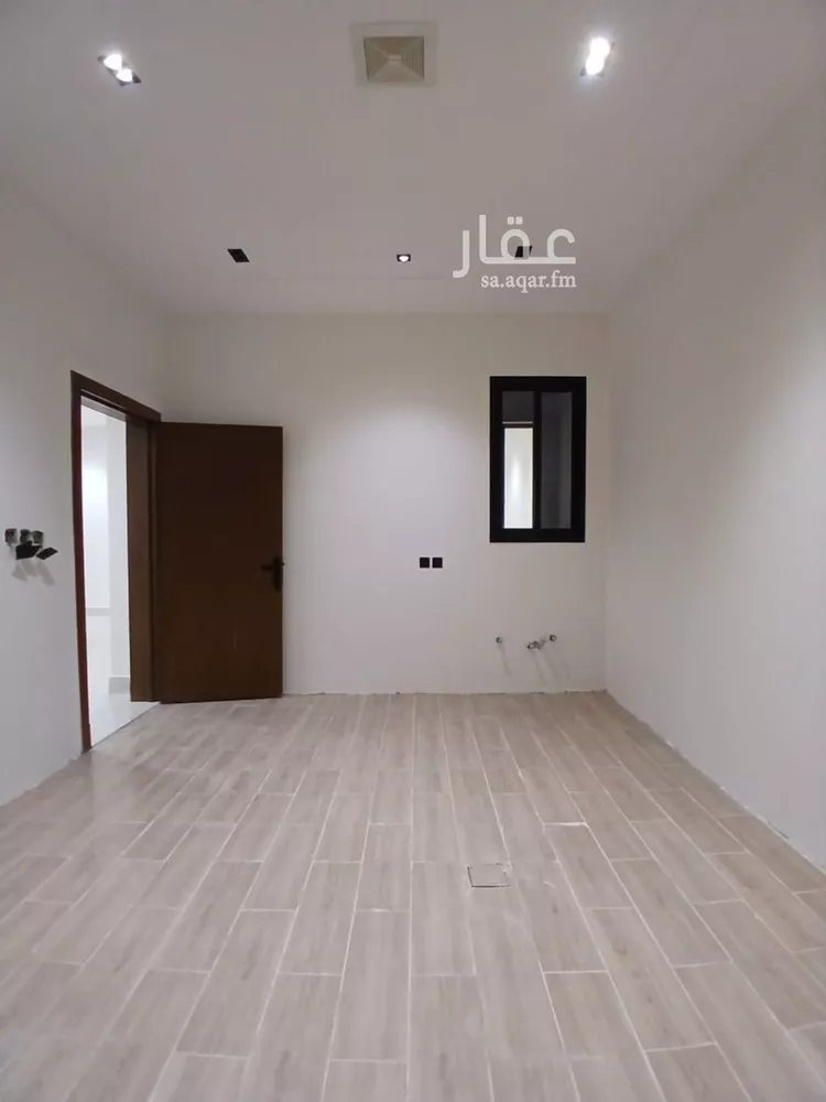 Floor for Sale in Riyadh Tuwaiq 16