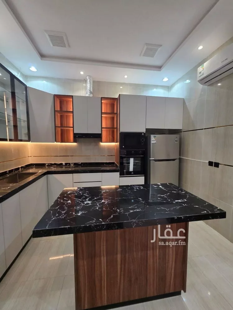 دور للبيع في شارع النسور, حي طيبة, مدينة الرياض, منطقة الرياض 14