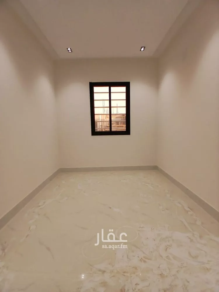 دور للبيع في شارع النسور, حي طيبة, مدينة الرياض, منطقة الرياض 11