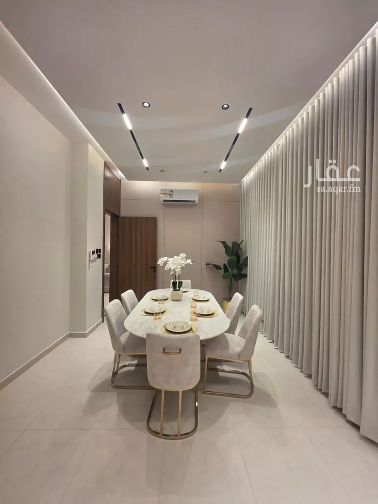 دور للبيع في شارع طريق النفود, حي عكاظ, مدينة الرياض, منطقة الرياض 6