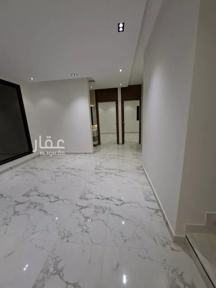 Villa for Sale in Riyadh Tuwaiq 8