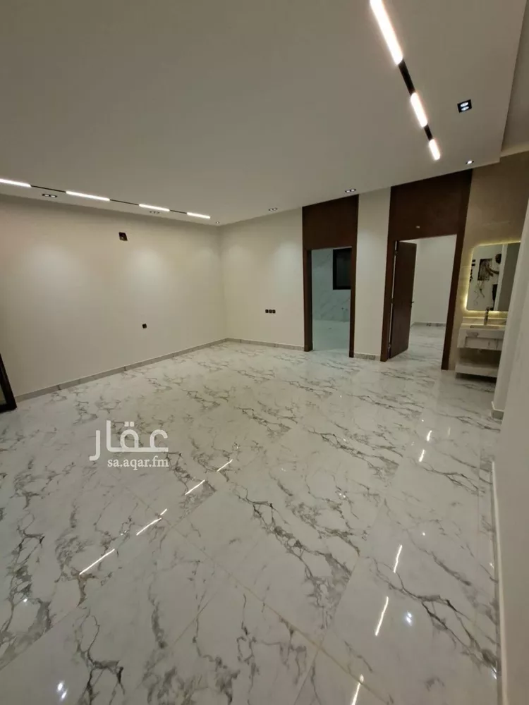 Villa for Sale in Riyadh Tuwaiq 12