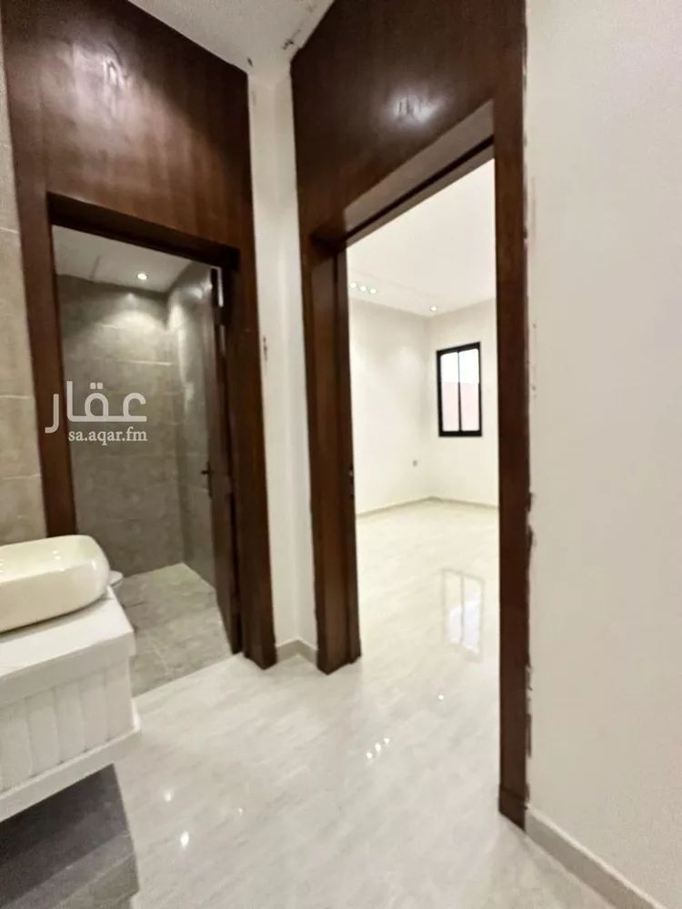 دور للبيع في شارع المدية, حي الحزم, مدينة الرياض, منطقة الرياض صورة 2