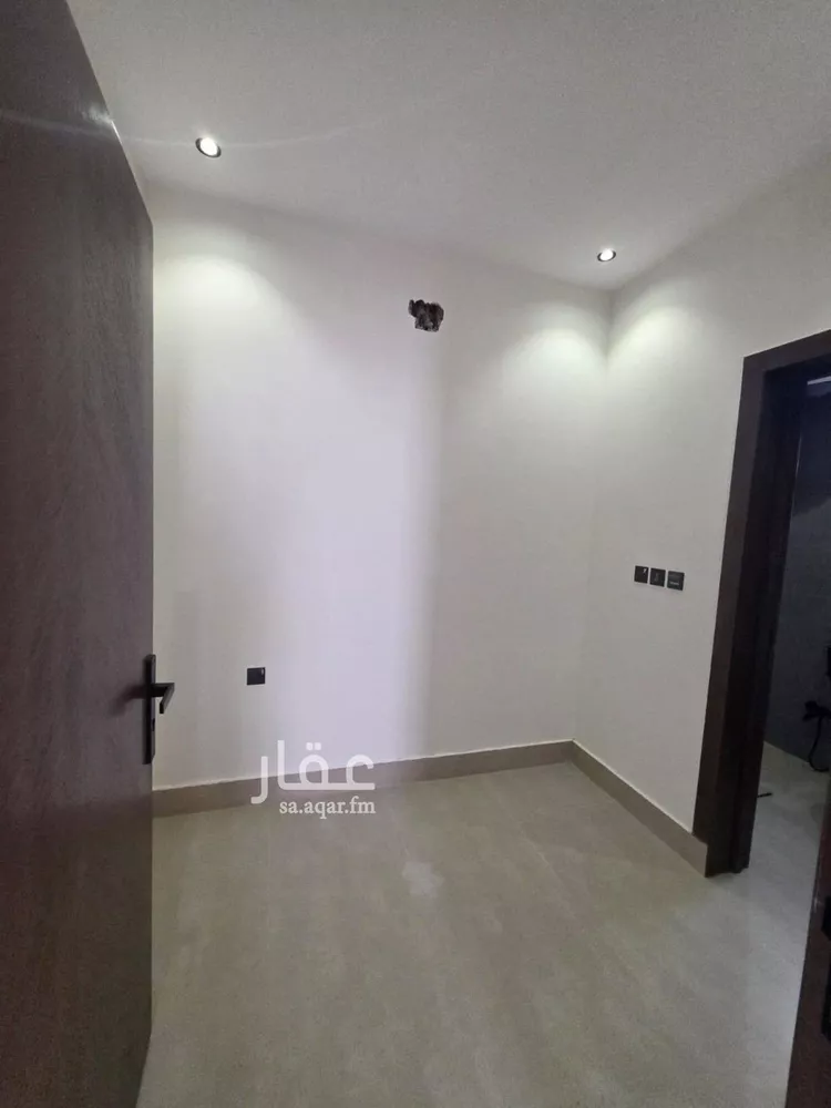 فيلا للبيع في شارع الأمير عبدالرحمن بن سعود بن عبدالعزيز, حي طويق, مدينة الرياض, منطقة الرياض 9