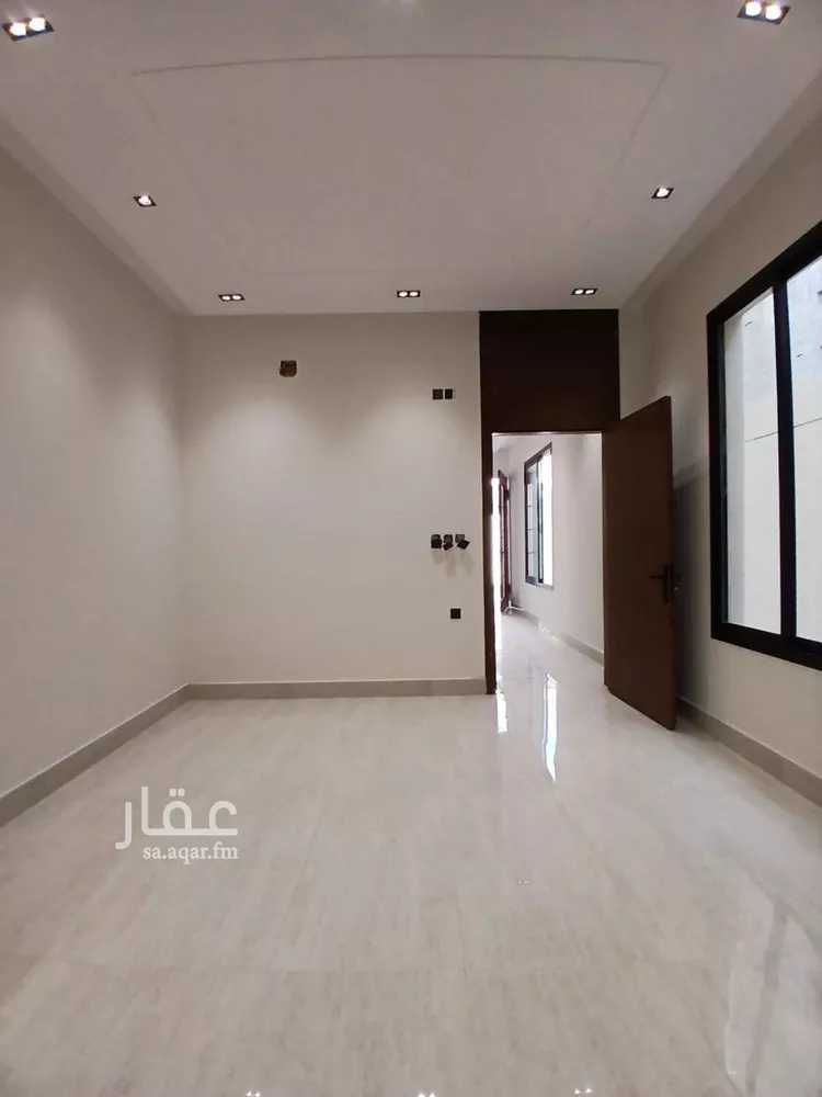 دور للبيع في شارع الإخلاص, حي طويق, مدينة الرياض, منطقة الرياض صورة 2