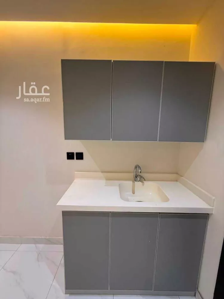 شقة للإيجار في شارع أبي سفيان بن حرب, حي مغرزات, مدينة الرياض, منطقة الرياض صورة 2