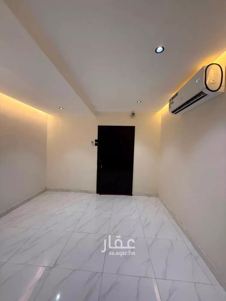 شقة للإيجار في شارع أبي سفيان بن حرب, حي مغرزات, مدينة الرياض, منطقة الرياض صورة 4