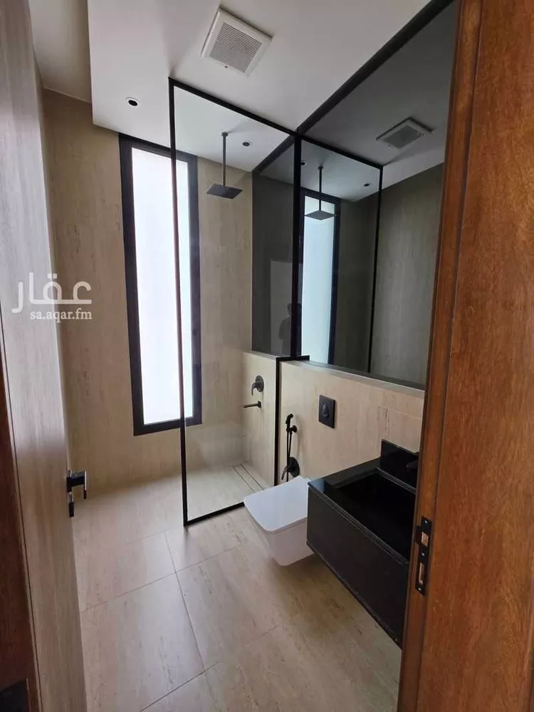 فيلا للبيع في شارع رقم 167, حي الملقا, مدينة الرياض, منطقة الرياض 24