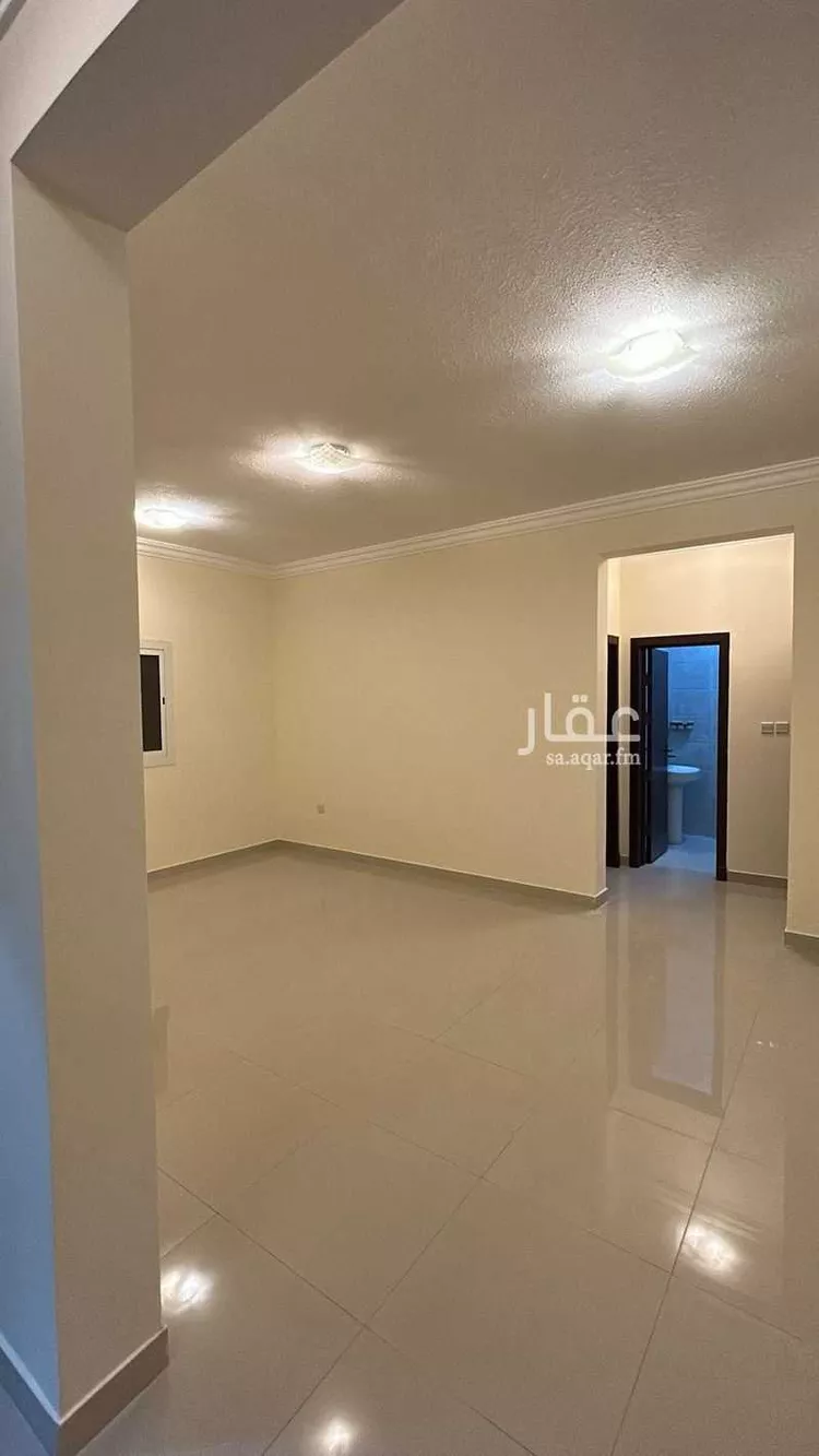 شقة للإيجار في شارع صور ، حي ظهرة لبن ، الرياض ، منطقة الرياض صورة 5