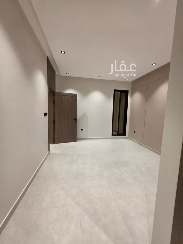 Floor for Sale in Riyadh Tuwaiq صورة 2