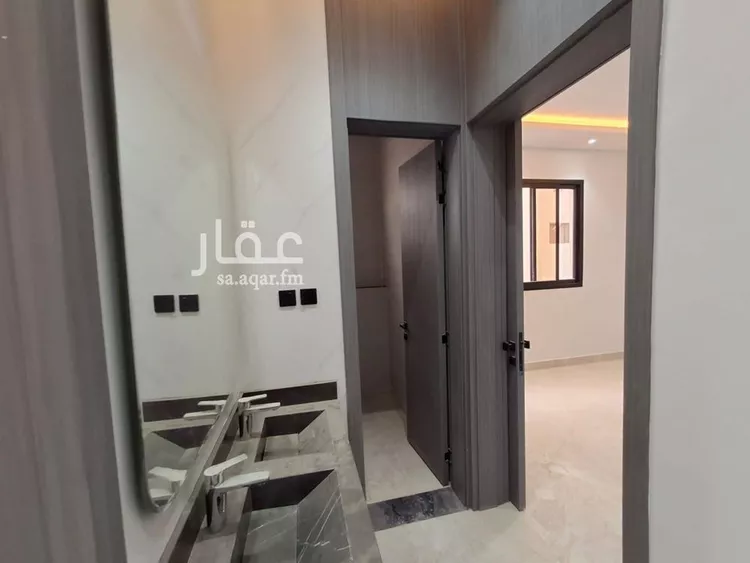 Floor for Sale in Riyadh Tuwaiq صورة 2