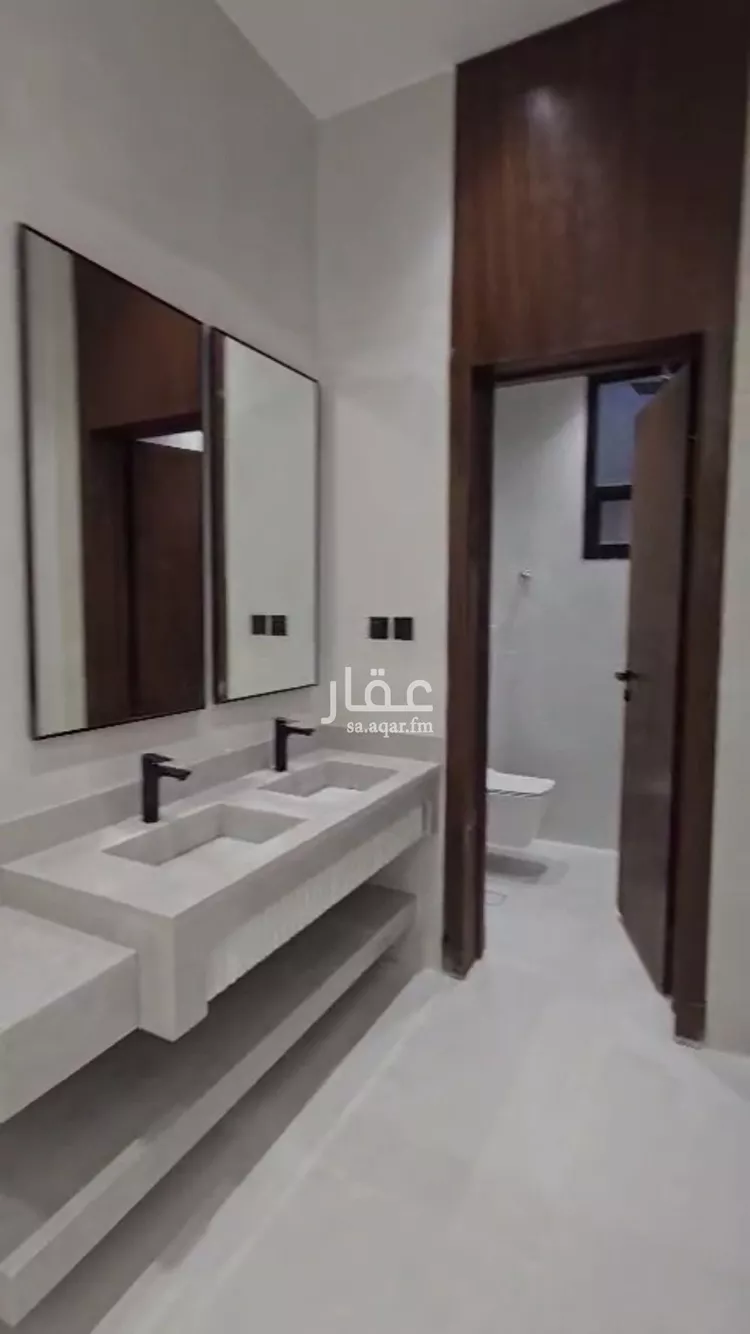 فيلا للبيع في شارع محمد الموصلي, حي العريجاء الغربي, مدينة الرياض, منطقة الرياض صورة 4