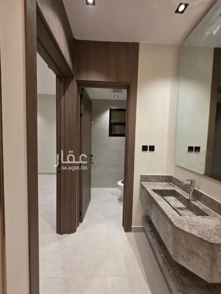 Villa for Sale in Riyadh Al Uraija Al Gharbiyah 10