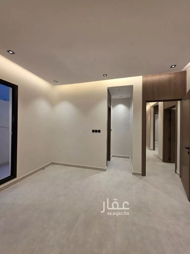 دور للبيع في شارع الفرسان, حي عكاظ, مدينة الرياض, منطقة الرياض صورة 2