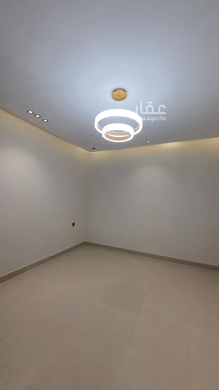 دور للبيع في شارع محمد بن جريج, حي طويق, مدينة الرياض, منطقة الرياض 8
