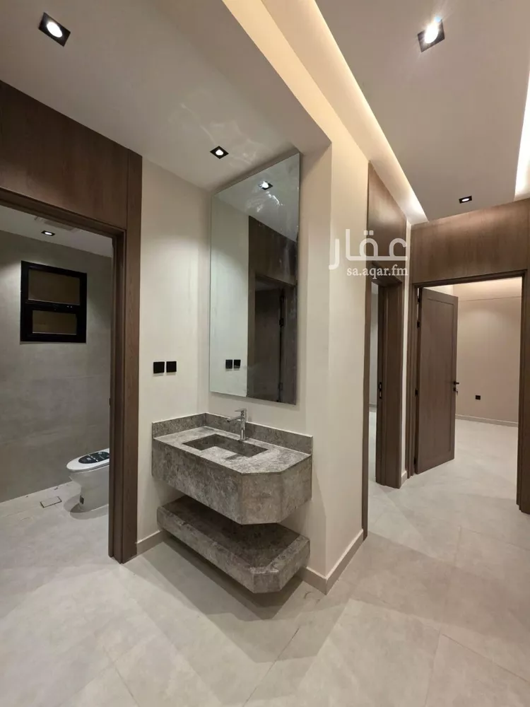 دور للبيع في شارع يحيي المخزومي, حي طويق, مدينة الرياض, منطقة الرياض صورة 2
