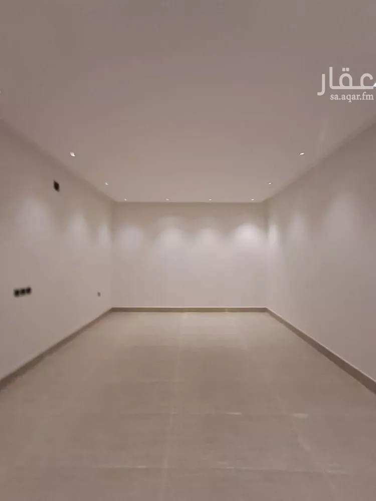 Floor for Sale in Riyadh Tuwaiq صورة 5
