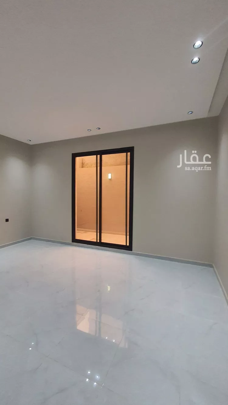 دور للبيع في شارع إبراهيم بن شداد, حي طويق, مدينة الرياض, منطقة الرياض صورة 4