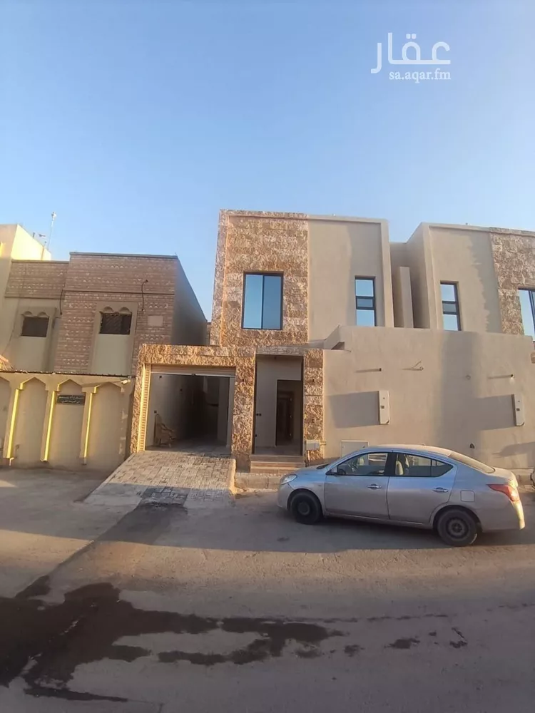 Villa for Sale in Riyadh Al Uraija Al Gharbiyah