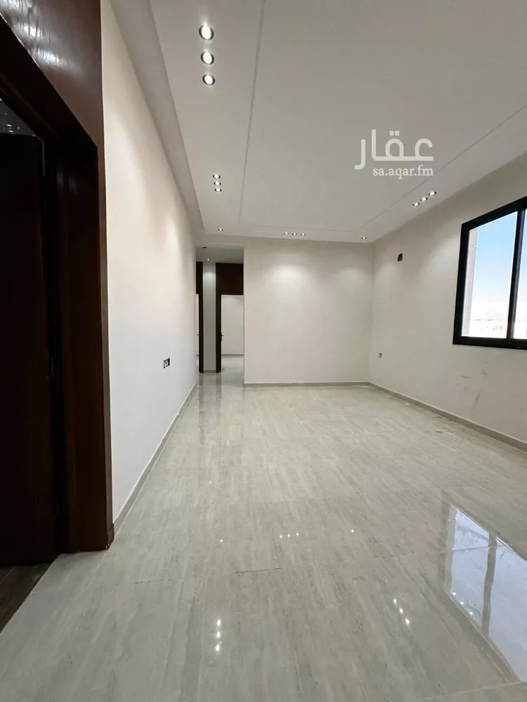 دور للبيع في شارع علي بن النقيب, حي الحزم, مدينة الرياض, منطقة الرياض صورة 4