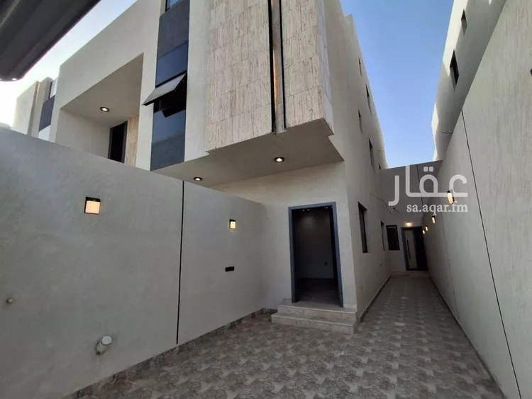 Floor for Sale in Riyadh Tuwaiq