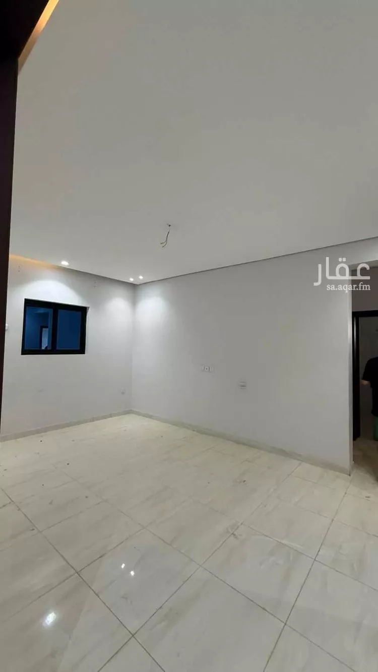 شقة للإيجار في شارع الطوارف ، حي الريان ، تبوك ، منطقة تبوك صورة 2