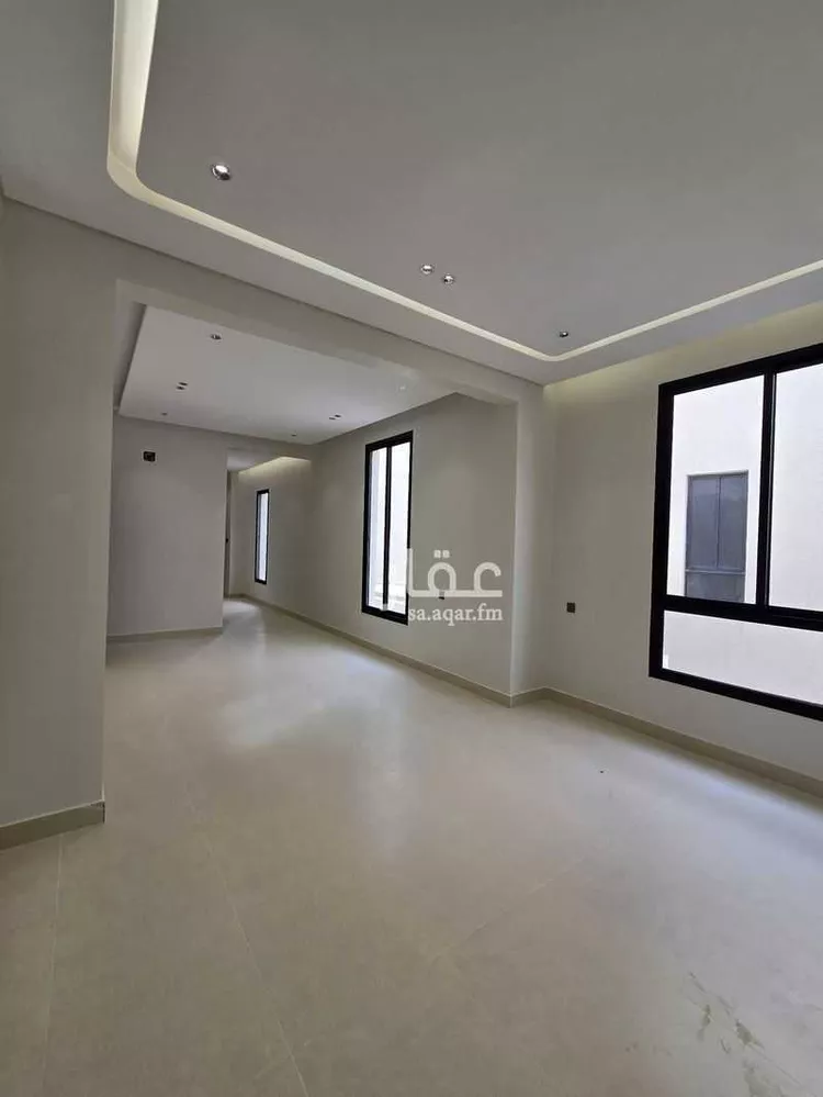 Floor for Sale in Riyadh Al Janadriyah