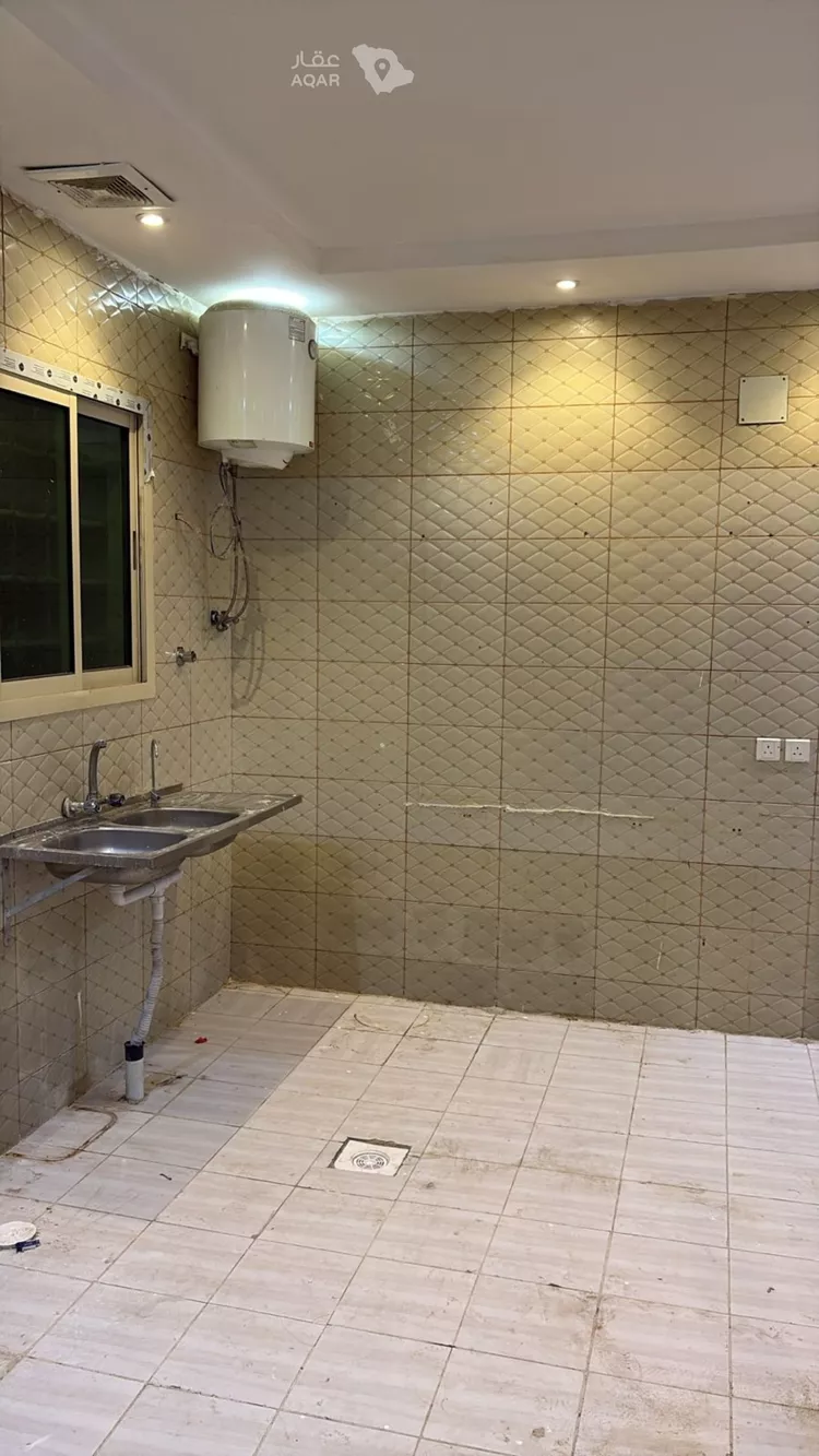 Floor for Rent in Riyadh Tuwaiq 6