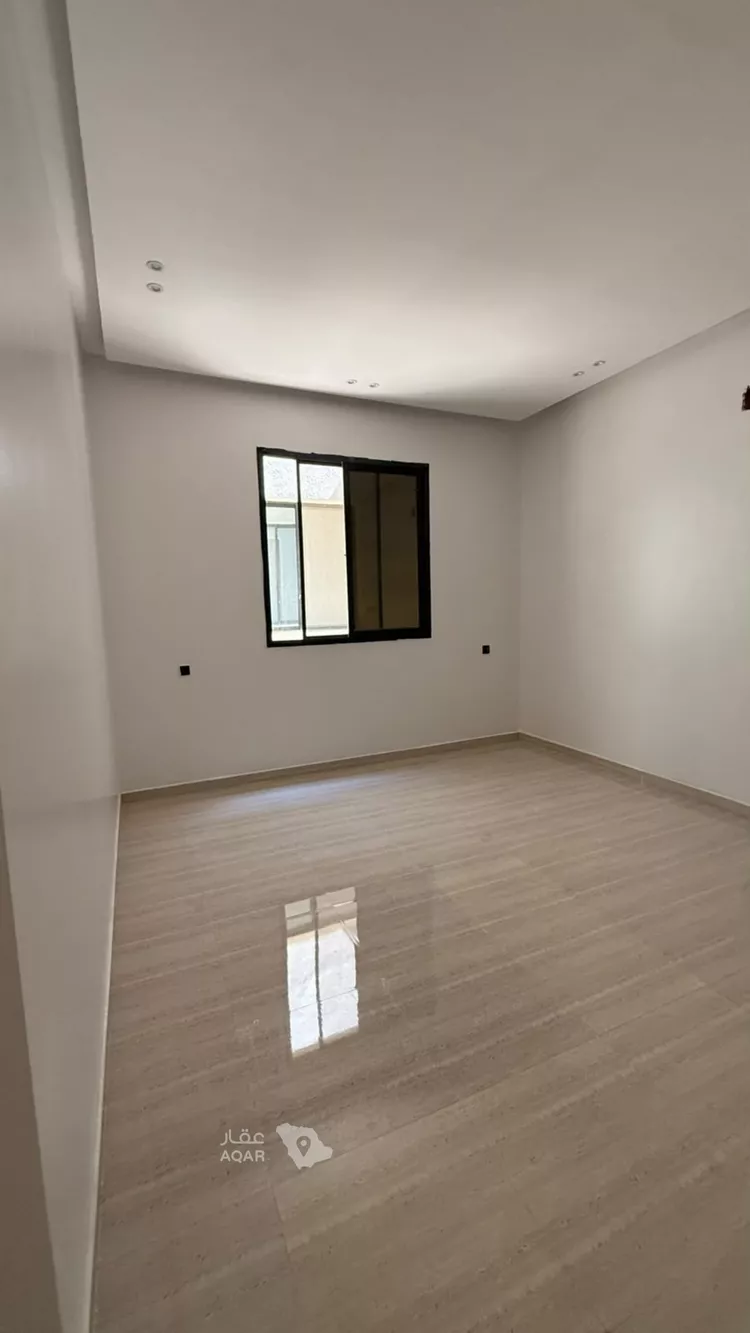 Floor for Rent in Riyadh Al Janadriyah