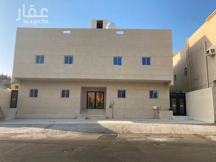 عمارة للبيع في شارع البترون, حي العمرة, مدينة مكة المكرمة, منطقة مكة المكرمة 1 صورة