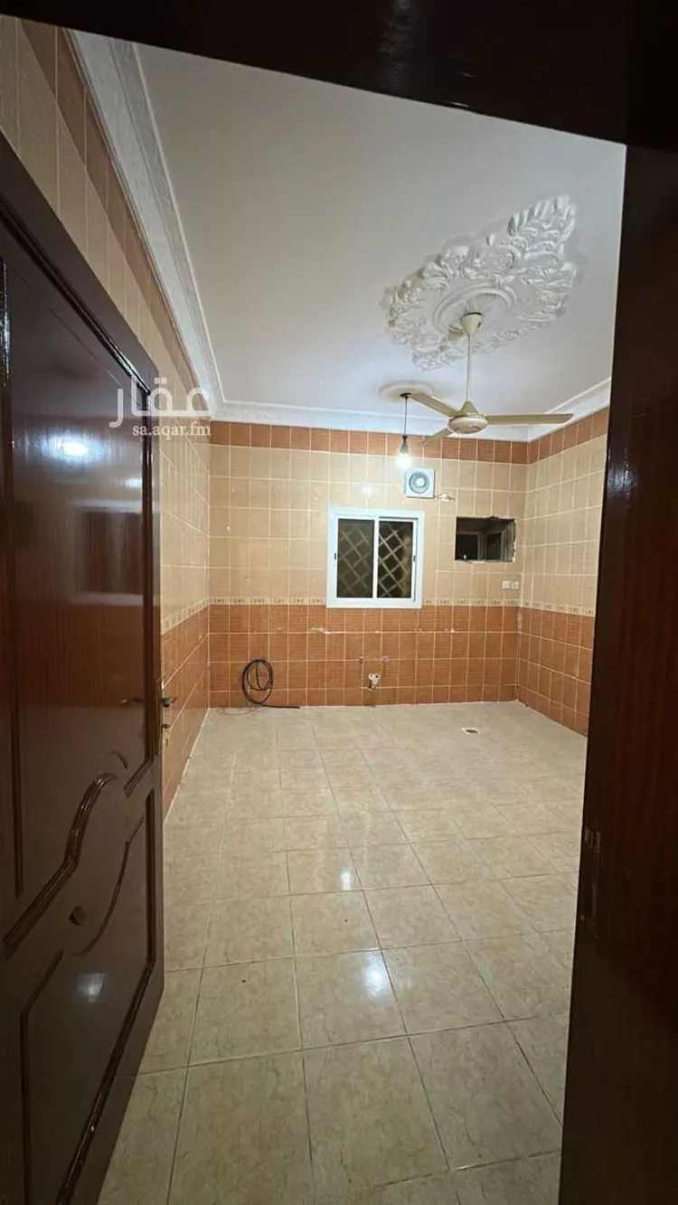 شقة للإيجار في شارع عمر بن حسن آل الشيخ, حي الفلاح, مدينة جدة, منطقة مكة المكرمة صورة 3